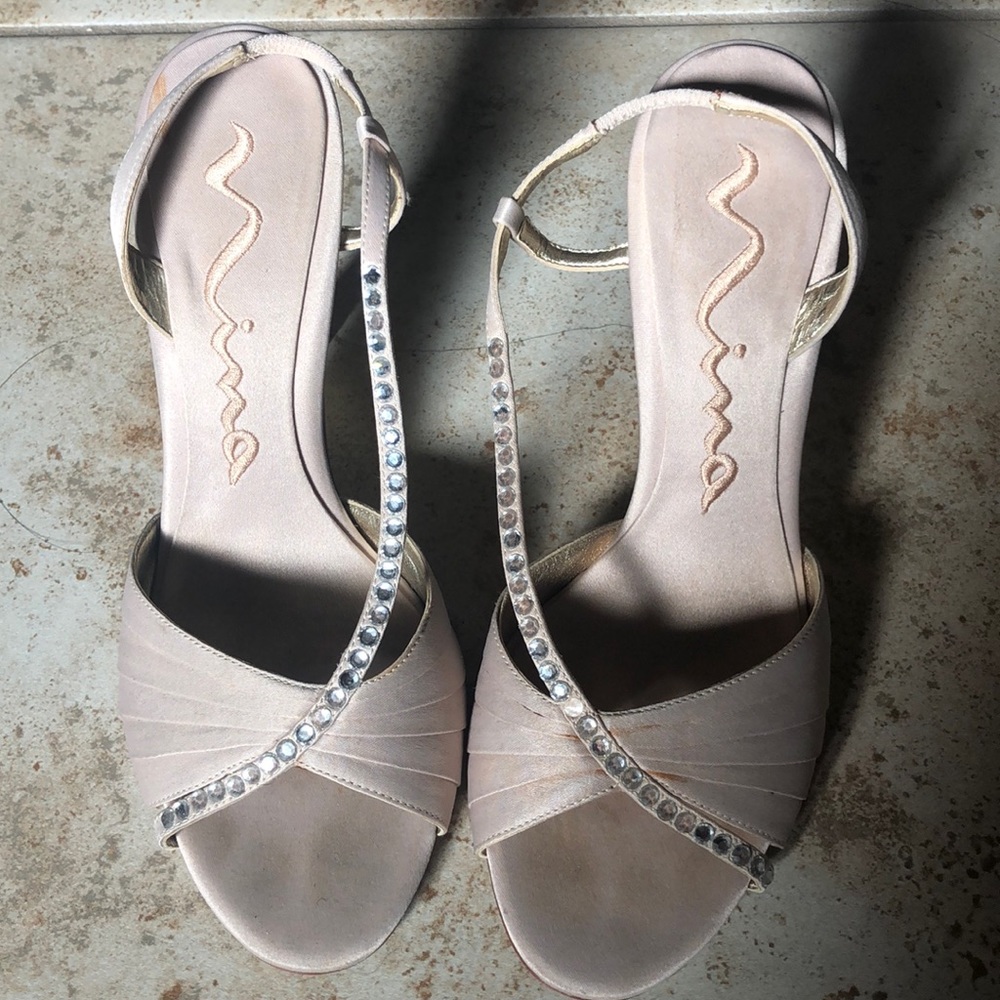 Nina evening heels in size 6 1/2
